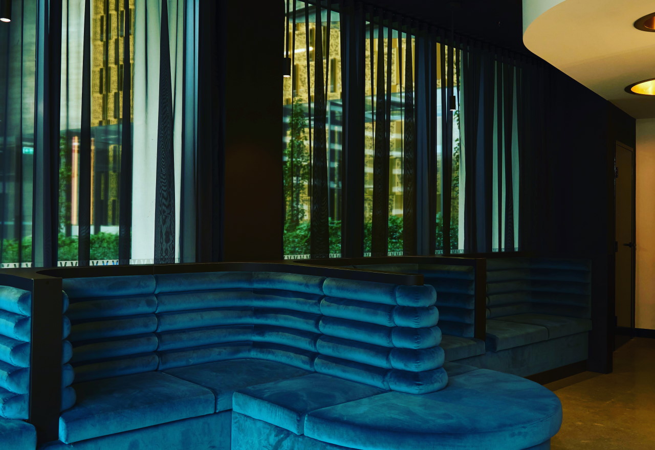 Vamp Cosmetic Clinic interior 2